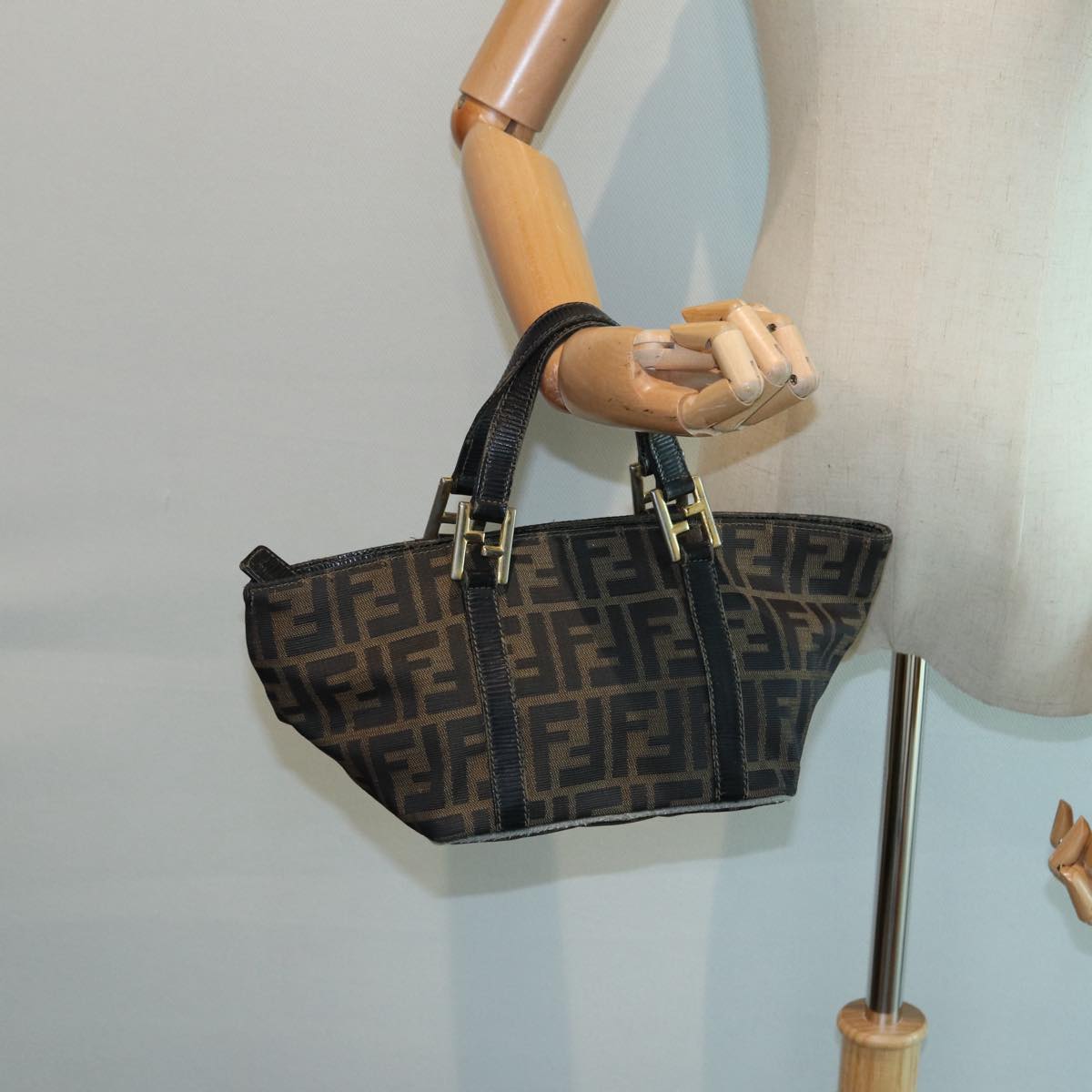 FENDI Zucca Canvas Hand Bag Brown Black yk14115