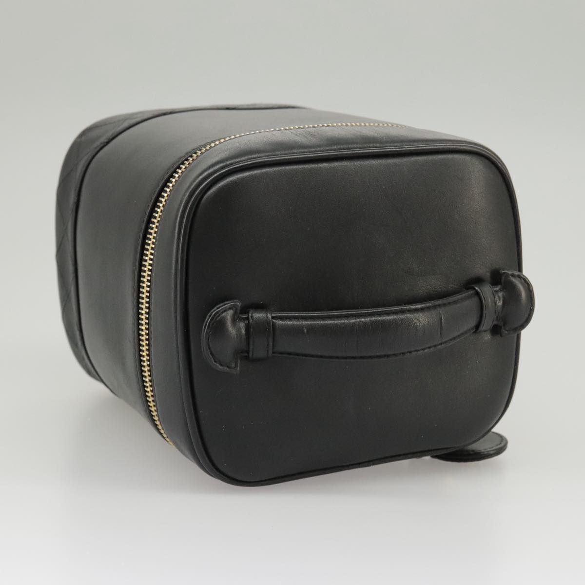 CHANEL Bicolore Vanity Cosmetic Pouch Leather Black Gold CC yk15869