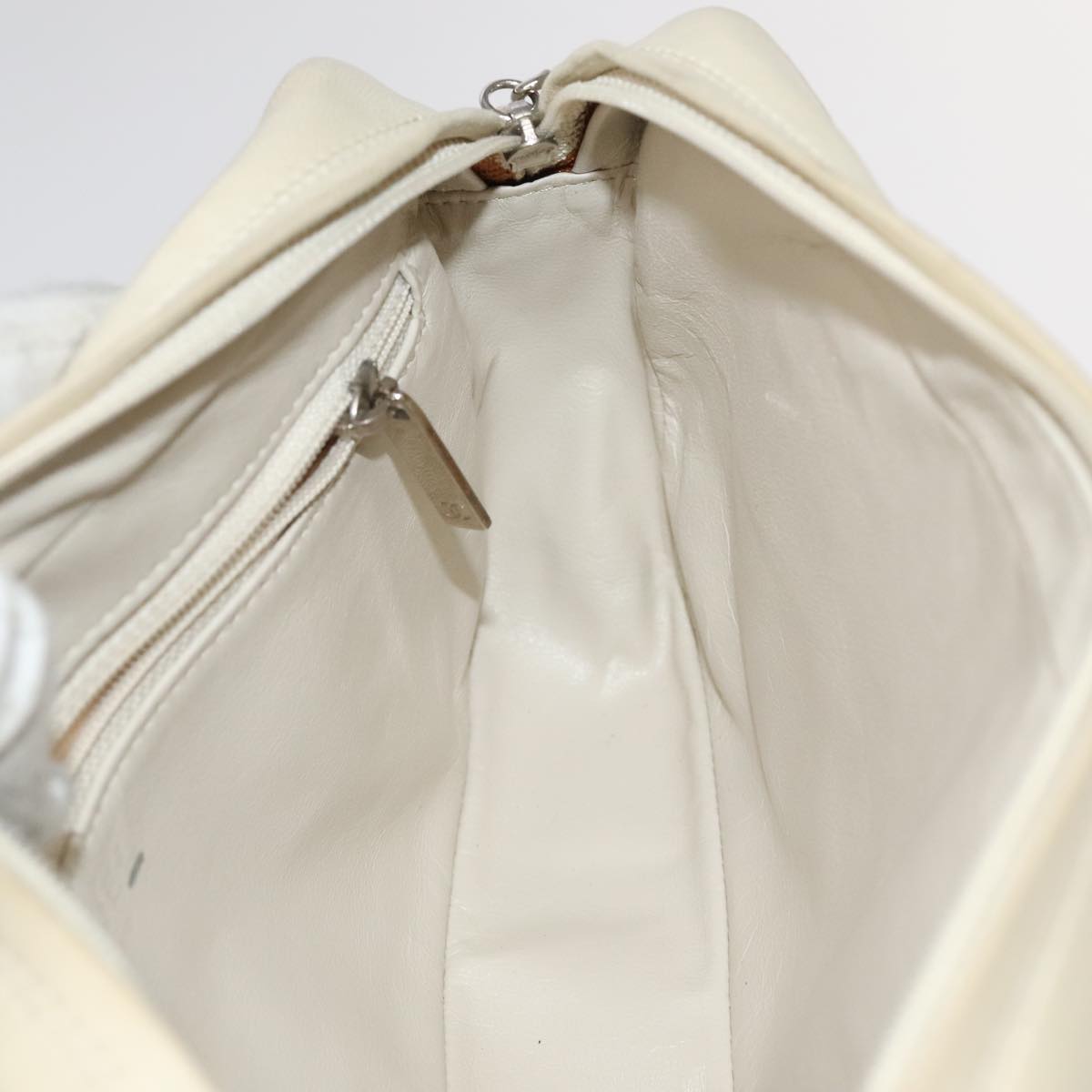 CHANEL Matelasse Chain Hand Bag Lamb Skin White Silver CC yk15902