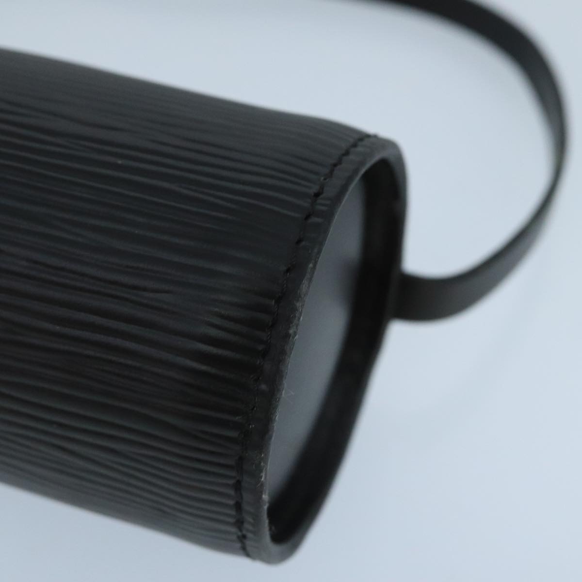 LOUIS VUITTON Epi Soufflot Pouch Black LV yk16122
