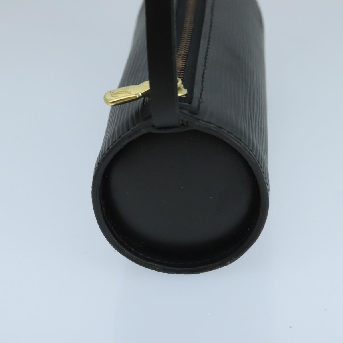 LOUIS VUITTON Epi Soufflot Pouch Black LV yk16122