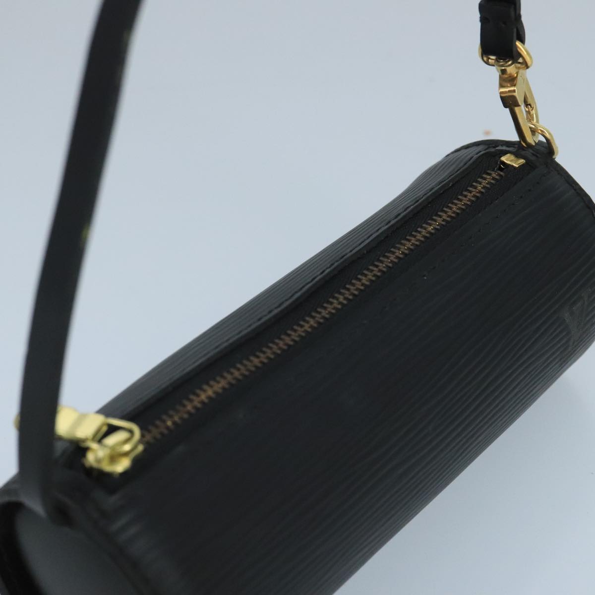 LOUIS VUITTON Epi Soufflot Pouch Black LV yk16122