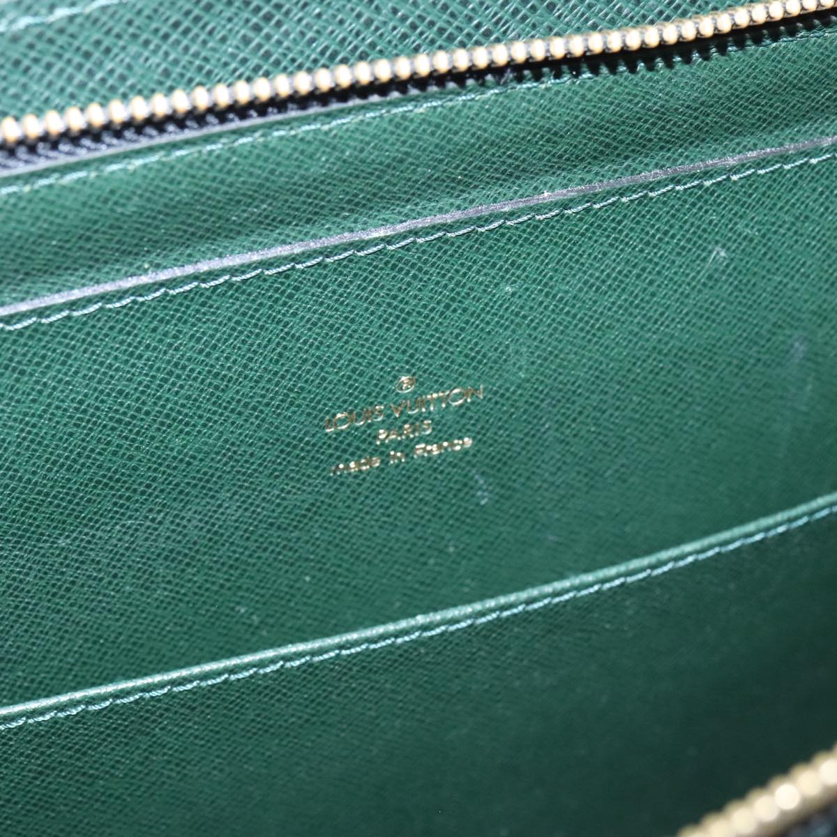 LOUIS VUITTON Taiga Porte Documents Rozan Bag Epicea M30054 LV yk16241