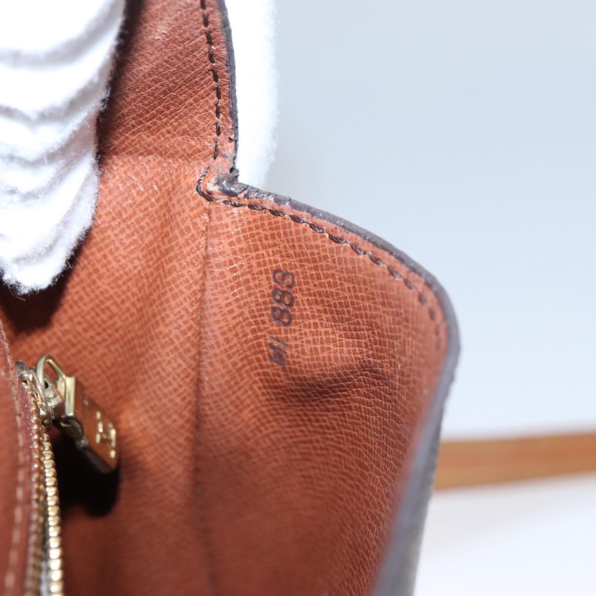 LOUIS VUITTON Monogram Saint Cloud MM Shoulder Bag M51243 LV yk16377