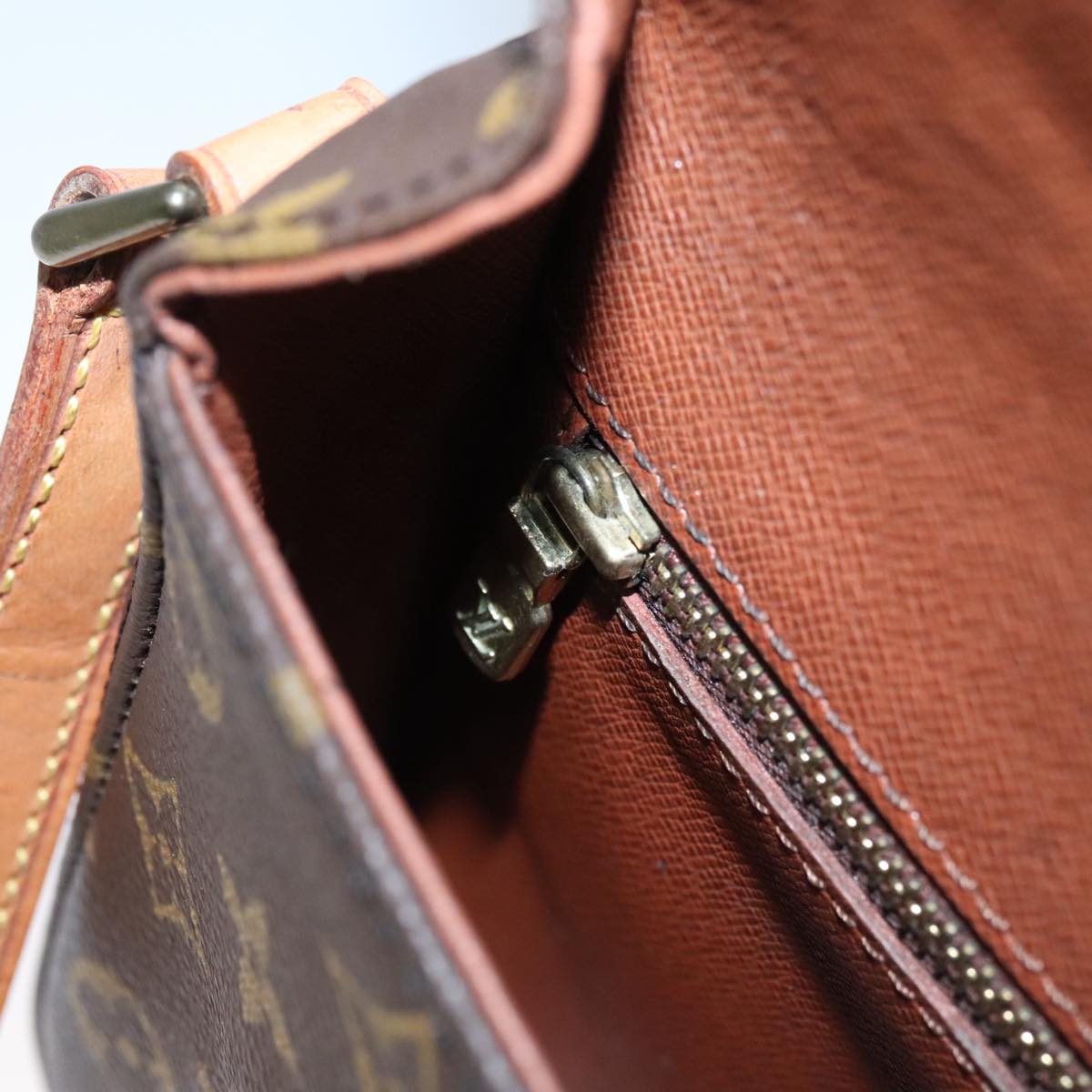 LOUIS VUITTON Monogram Saint Cloud MM Shoulder Bag M51243 LV yk16386