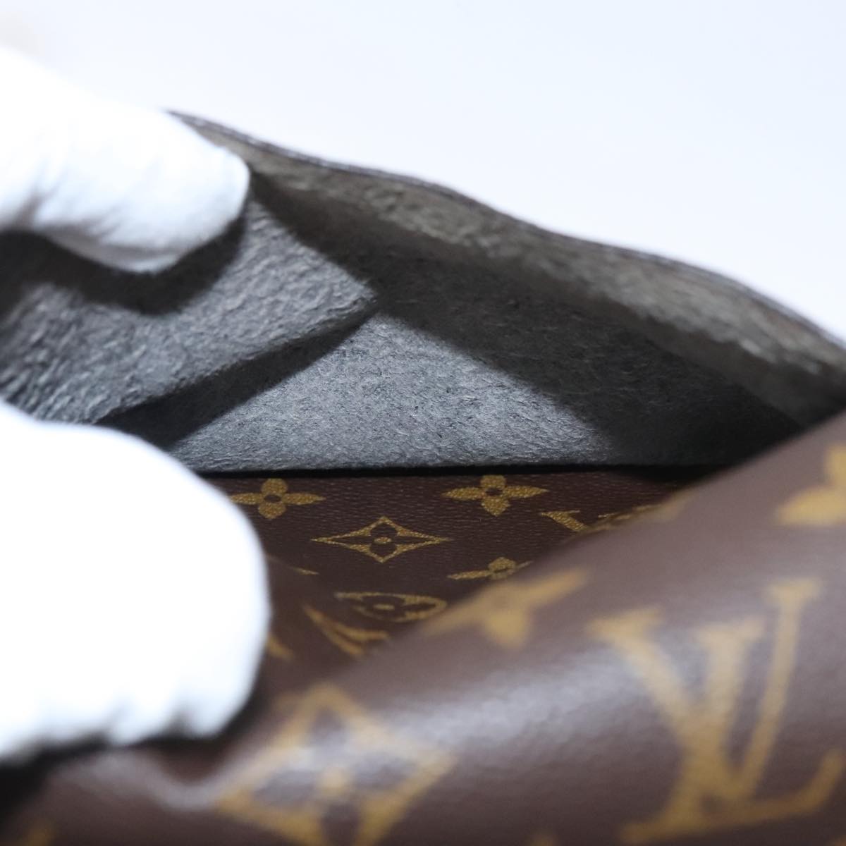 LOUIS VUITTON Monogram Saint Cloud MM Shoulder Bag M51243 LV yk16386
