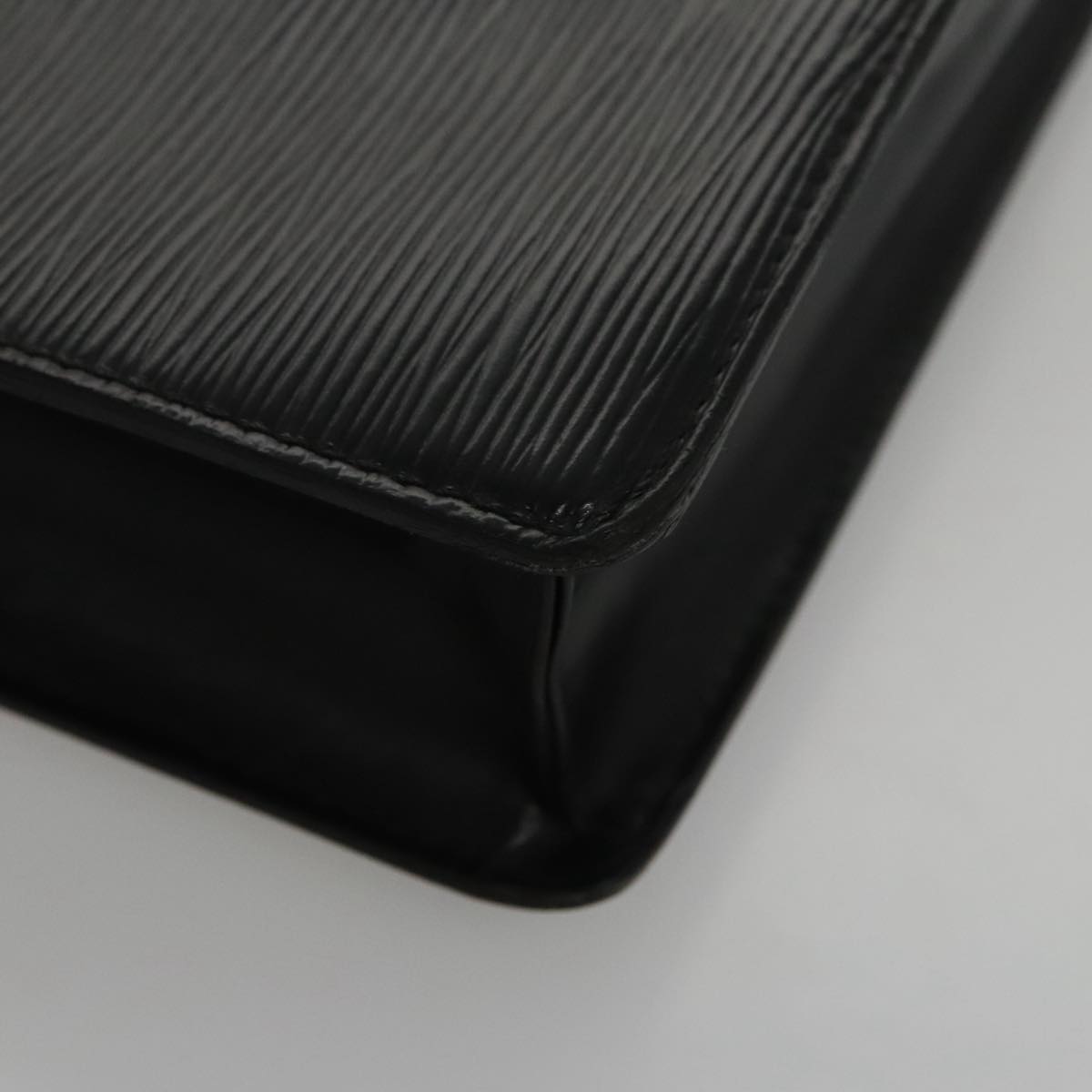LOUIS VUITTON Epi Pochette Homme Clutch Bag Black Noir M52522 LV yk16406