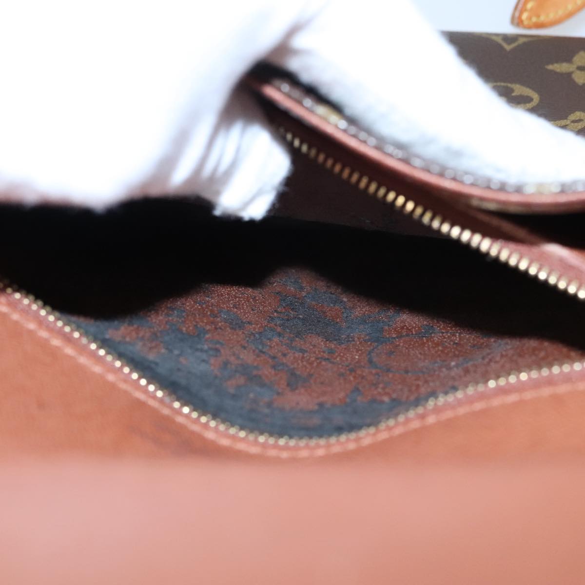 LOUIS VUITTON Monogram Saint Cloud GM Shoulder Bag M51242 LV yk16407