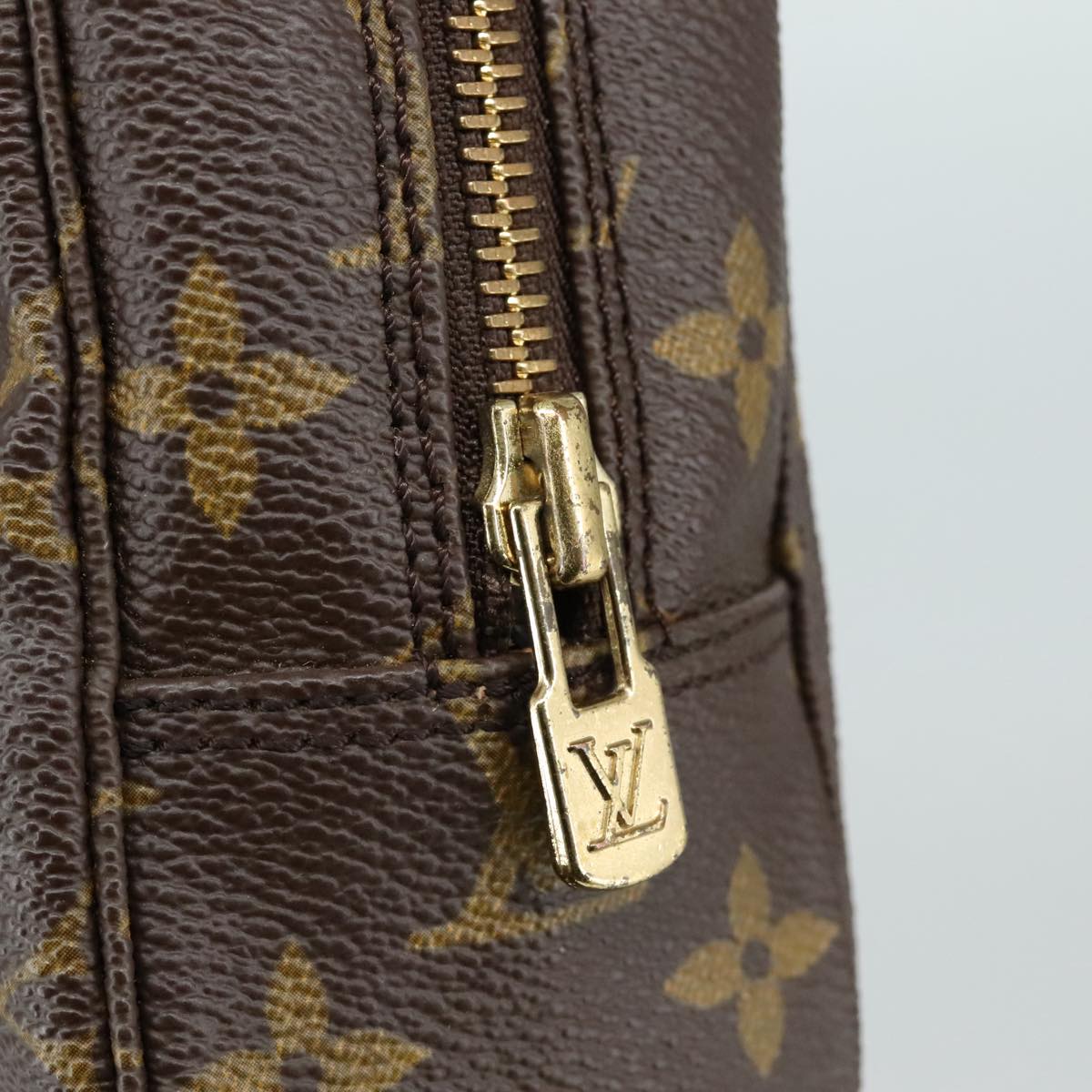 LOUIS VUITTON Monogram Trousse Toilette 23 Clutch Bag M47524 LV yk16424