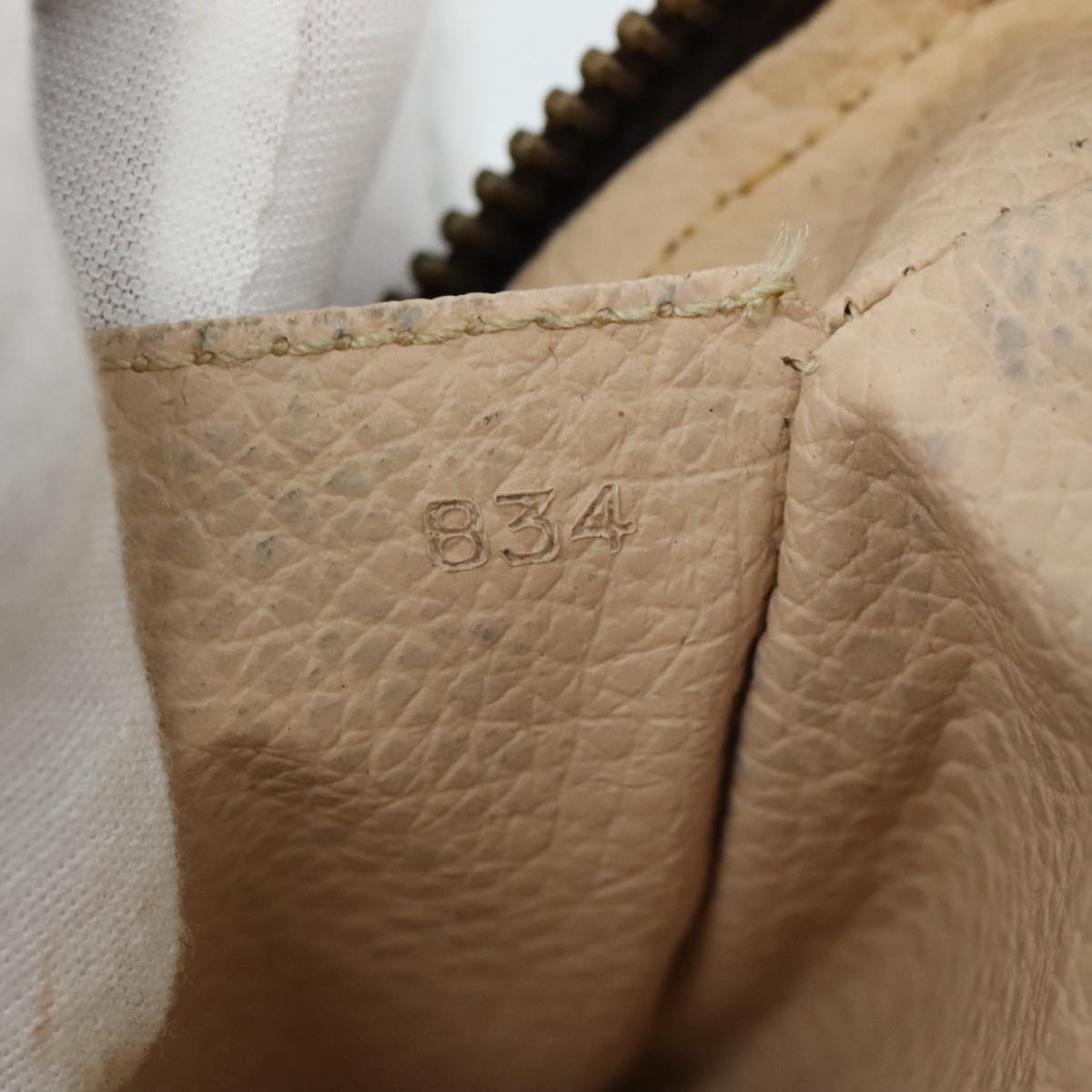 LOUIS VUITTON Monogram Trousse Toilette 18 Pouch M47526 LV yk16433