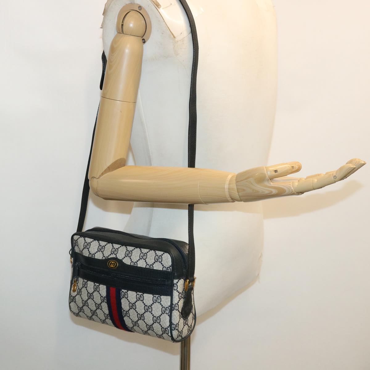 GUCCI GG Canvas Sherry Line Shoulder Bag Gray Red Navy 75.02.004 yk5823B