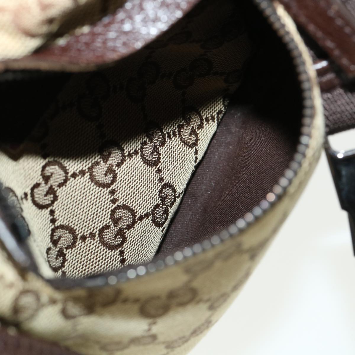 GUCCI GG Canvas Waist Bag Beige 28566 yk5898