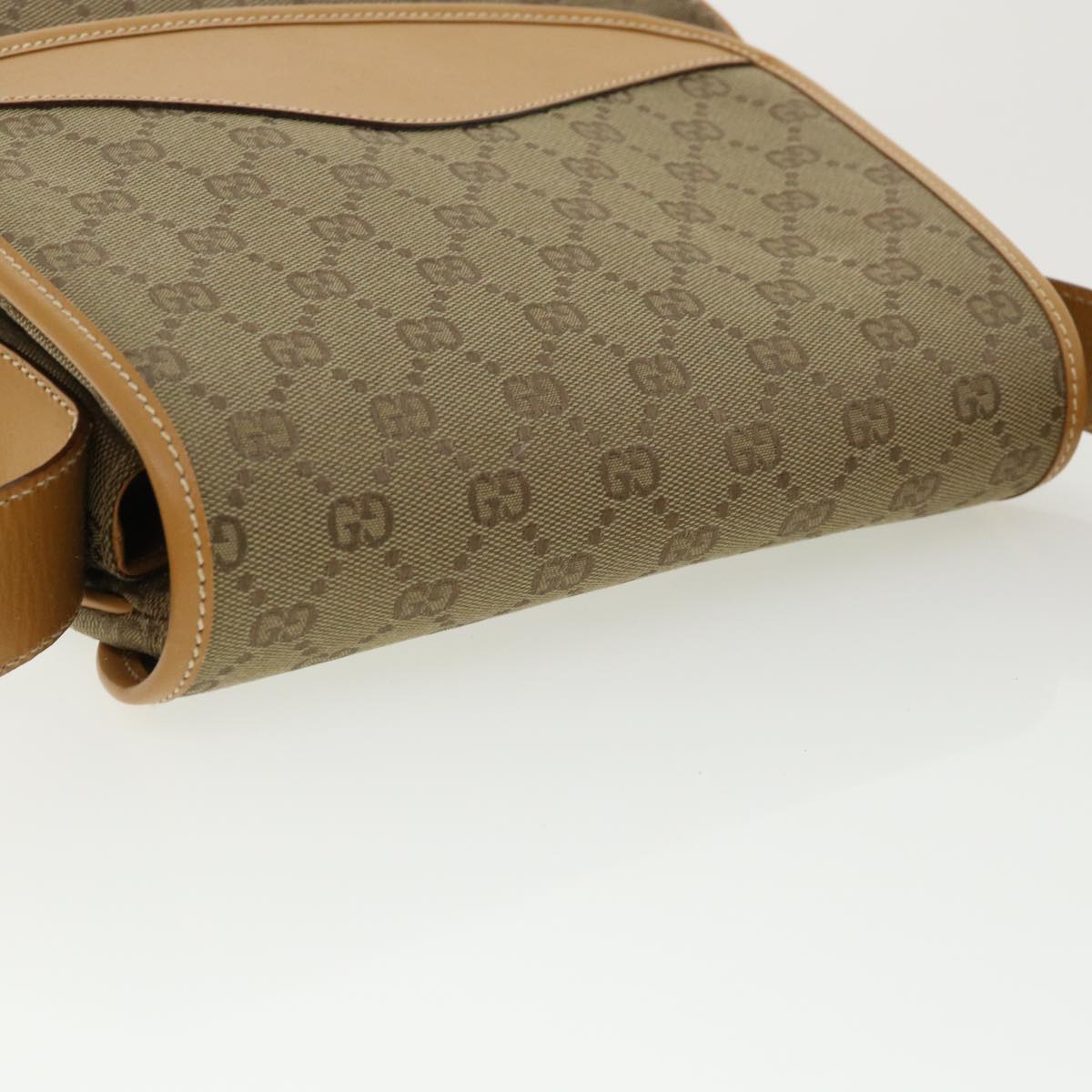 GUCCI GG Canvas Shoulder Bag Beige yk5899