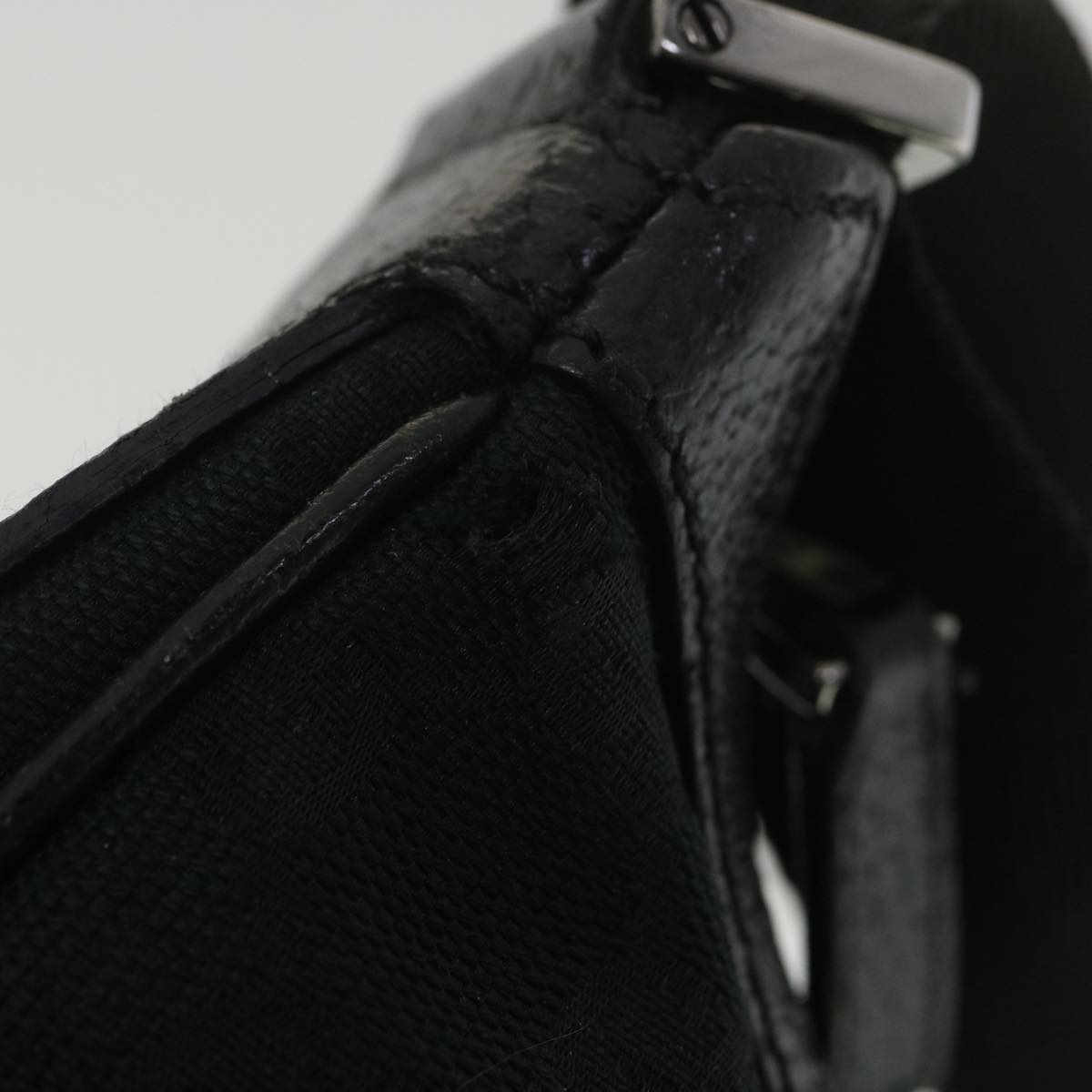 GUCCI GG Canvas Shoulder Bag Black 131211 yk6108