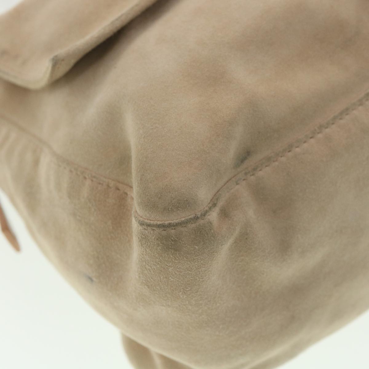 FENDI Mamma Baguette Shoulder Bag Suede Beige yk6145B