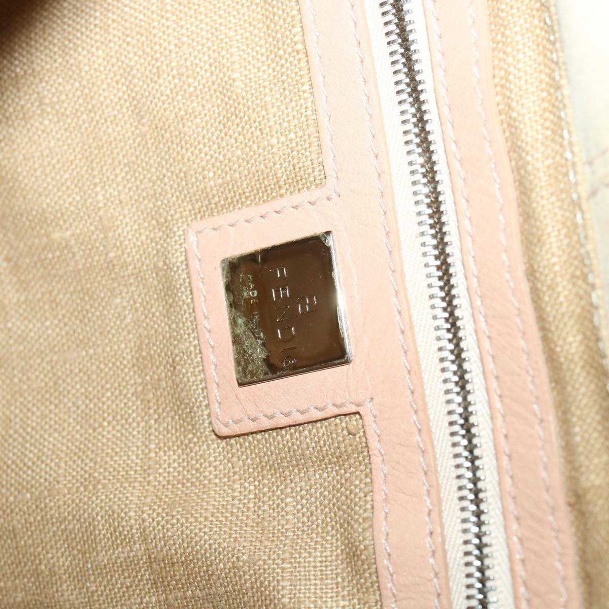 FENDI Mamma Baguette Shoulder Bag Suede Beige yk6145B