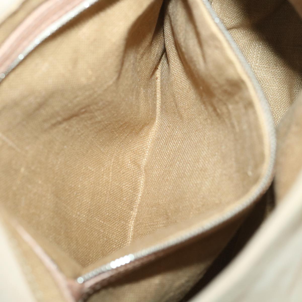 FENDI Mamma Baguette Shoulder Bag Suede Beige yk6145B