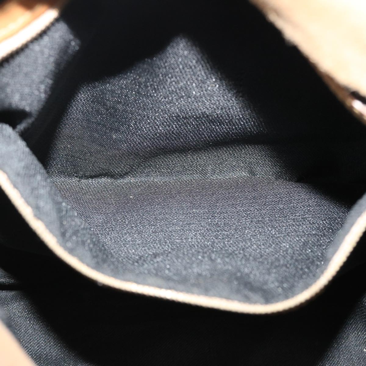 FENDI Mamma Baguette Shoulder Bag Suede Beige 2370/26426 yk6310