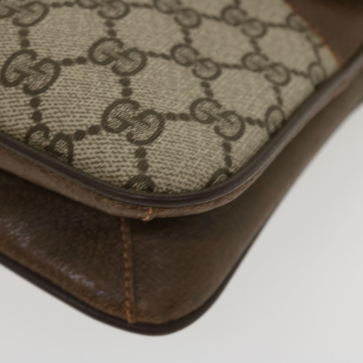 GUCCI GG Canvas Shoulder Bag PVC Leather Beige yk6997B