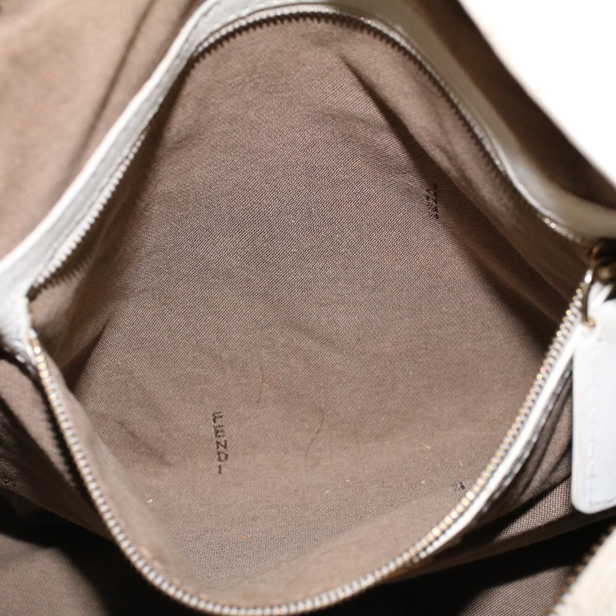 FENDI Punching Shoulder Bag Leather White 2241-8BR448-RM7-068 yk7008B