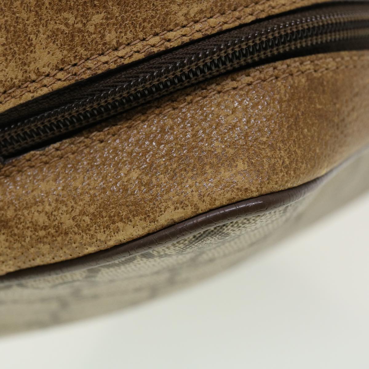 GUCCI GG Canvas Clutch Bag PVC Leather Beige 89.01.044 yk7129
