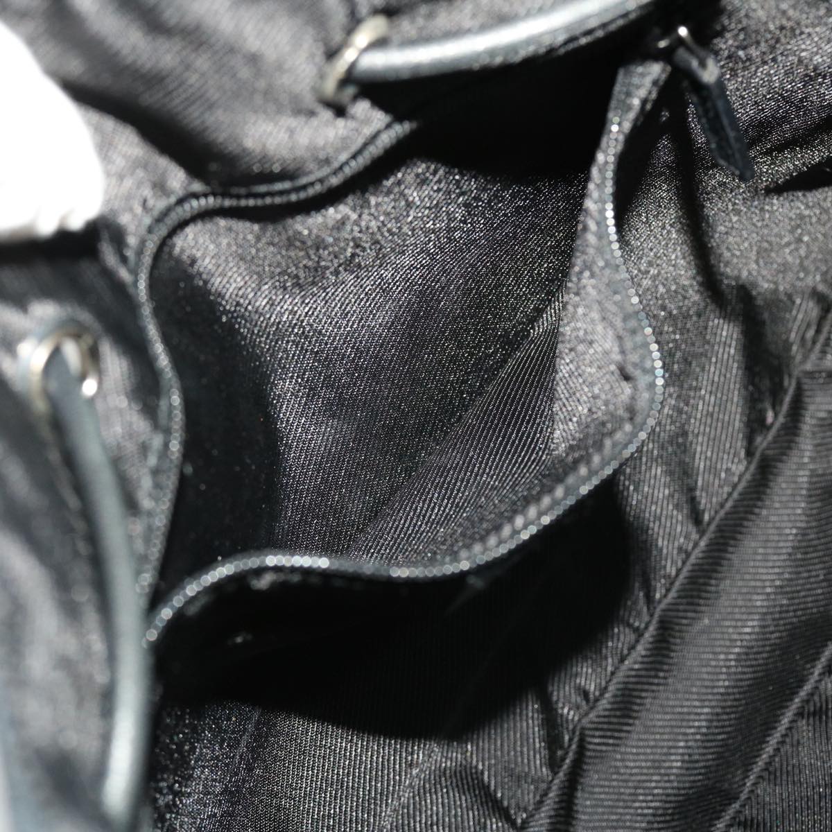 GUCCI GG Canvas Shoulder Bag Black yk7193