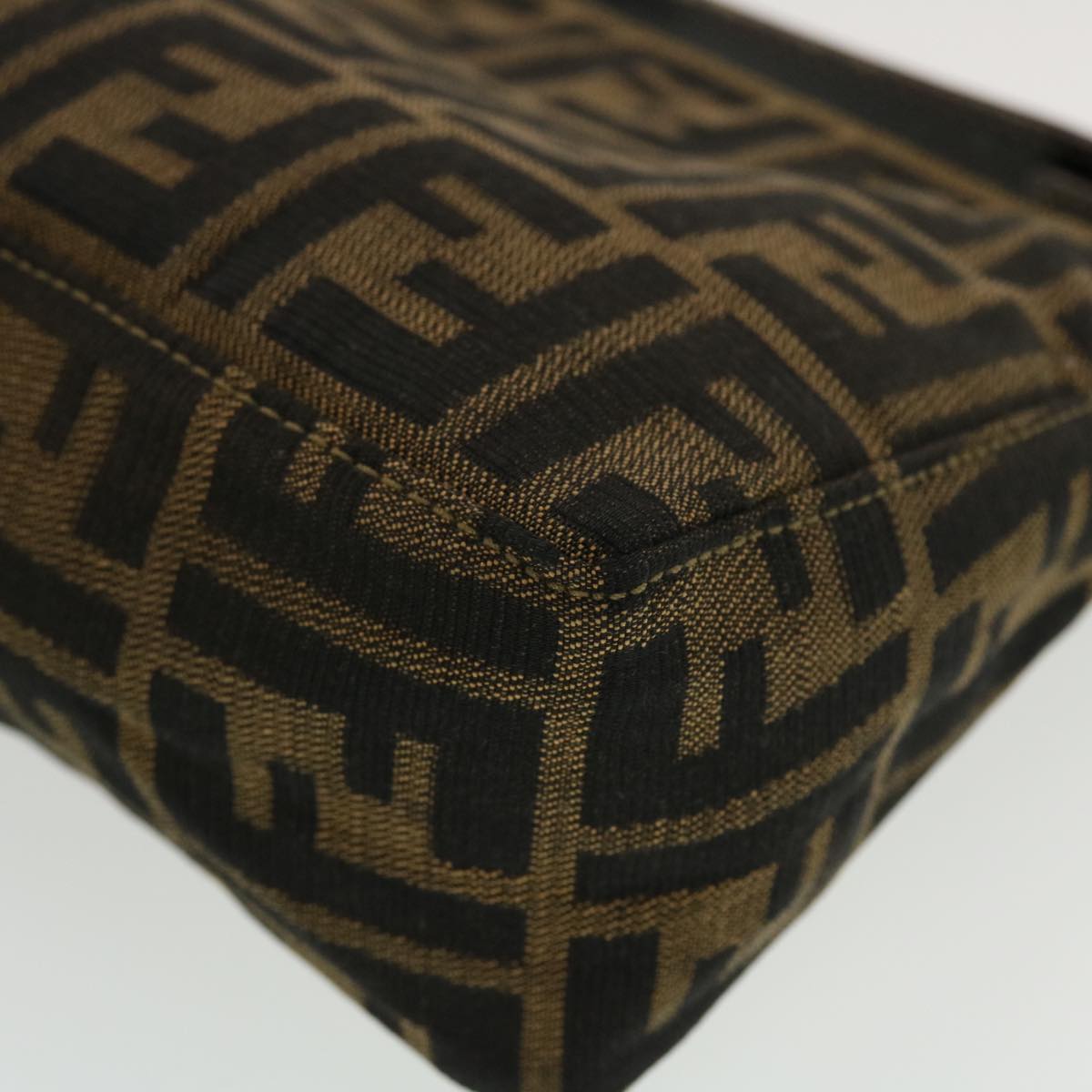 FENDI Zucca Canvas Hand Bag Black Brown 2349-26580-089 yk7204