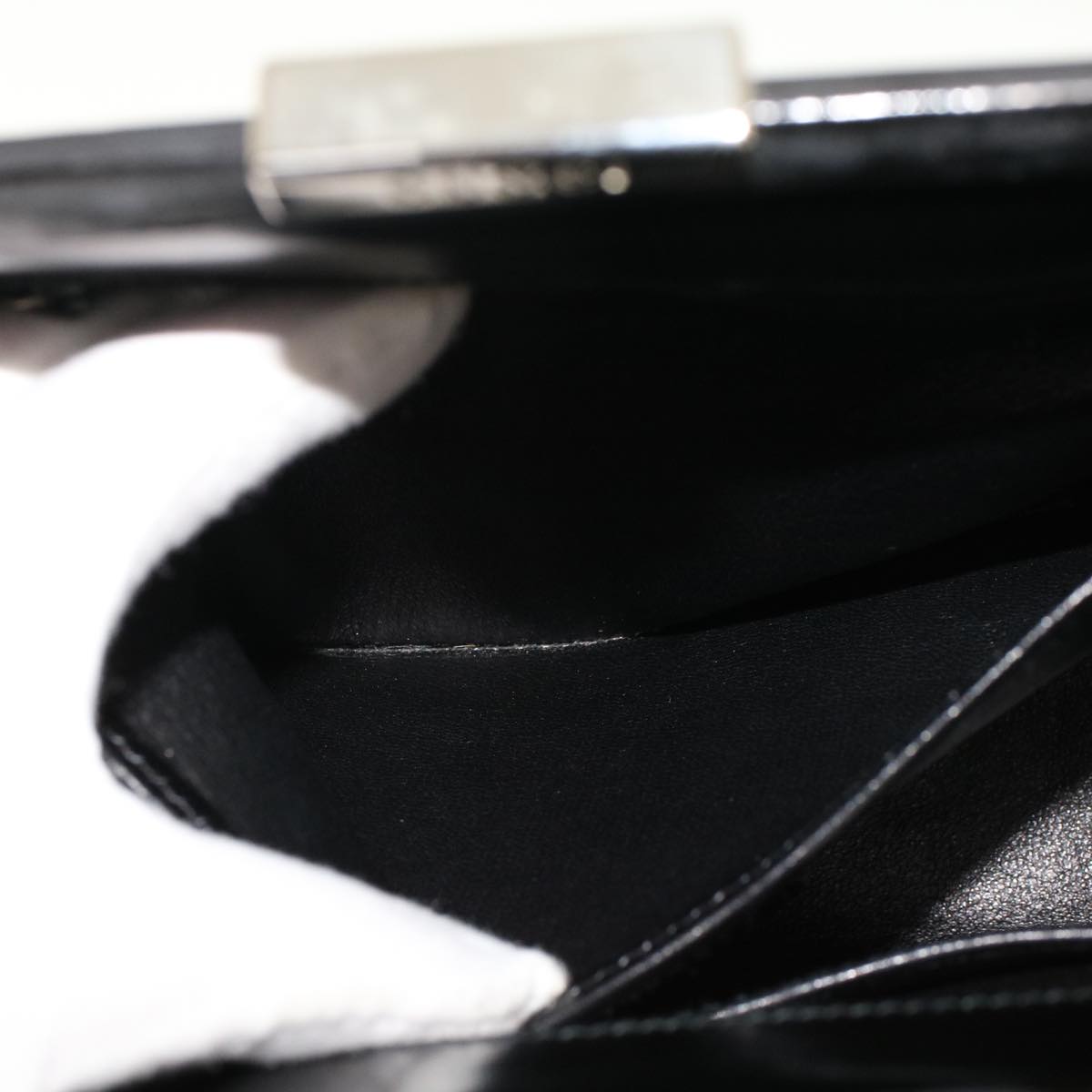 GUCCI Clasp Shoulder Bag Patent leather Black 000 781 0801 yk7572B