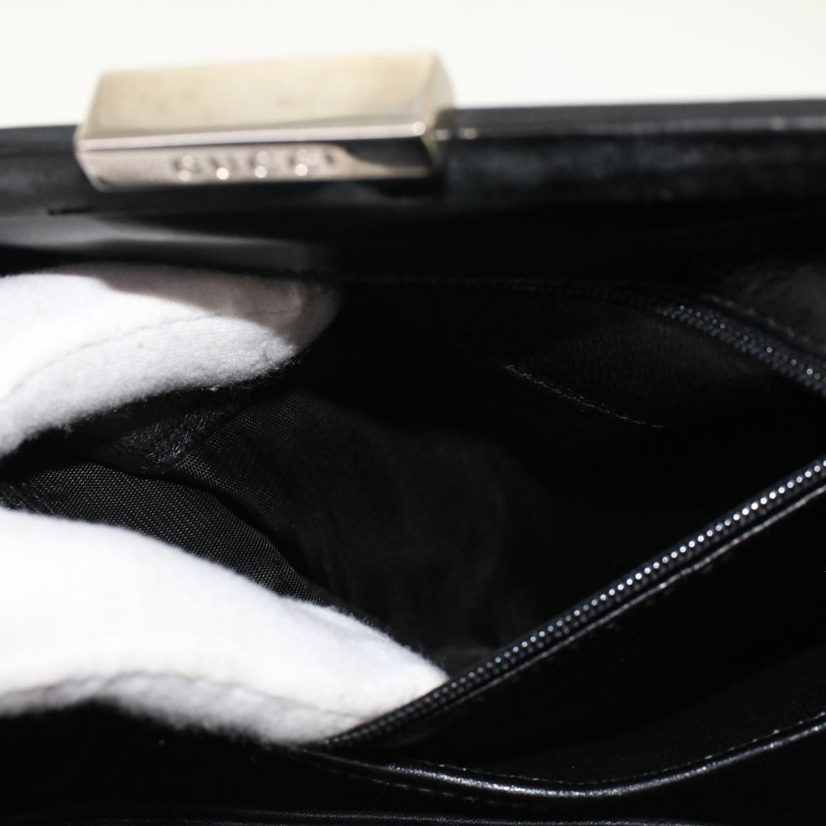 GUCCI Clasp Shoulder Bag Patent leather Black 000 781 0801 yk7572B