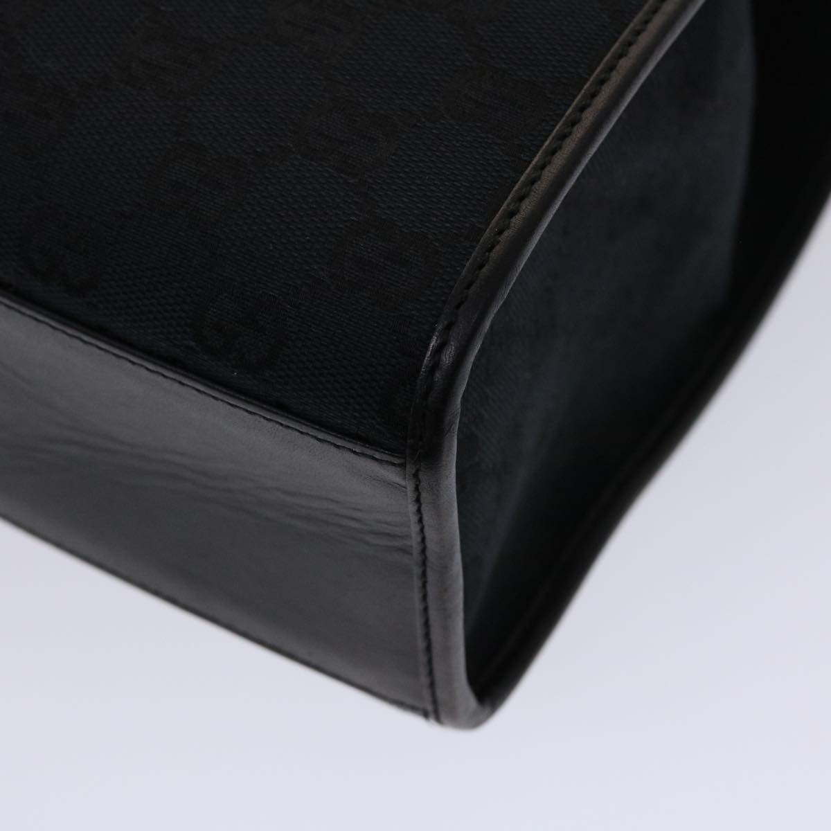 GUCCI GG Canvas Jackie Hand Bag Black yk7654B