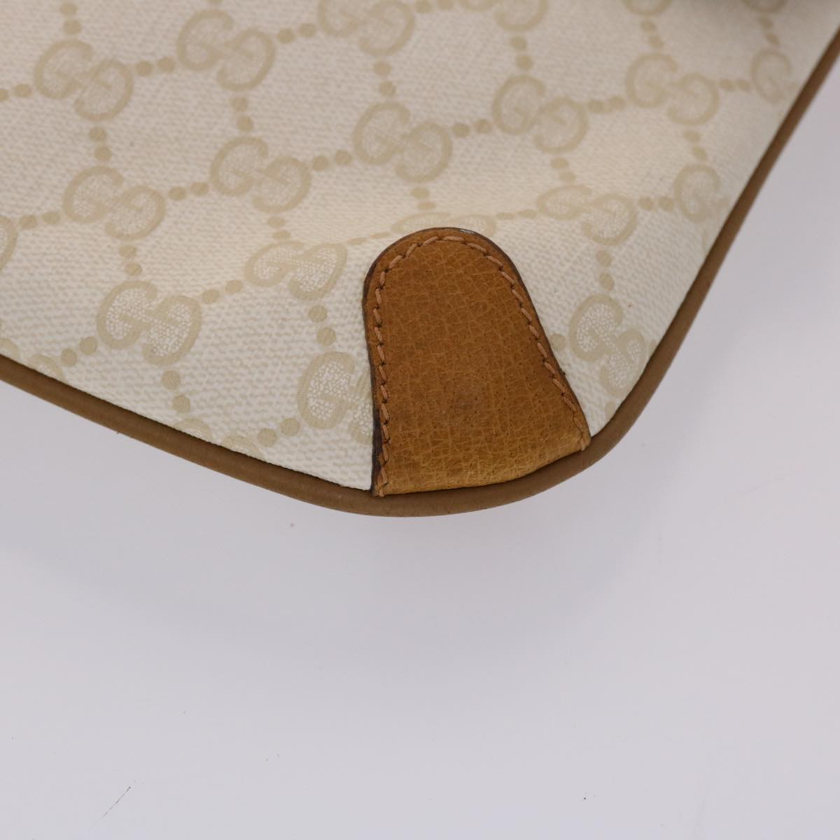 GUCCI GG Canvas Clutch Bag PVC Leather White Brown yk7923