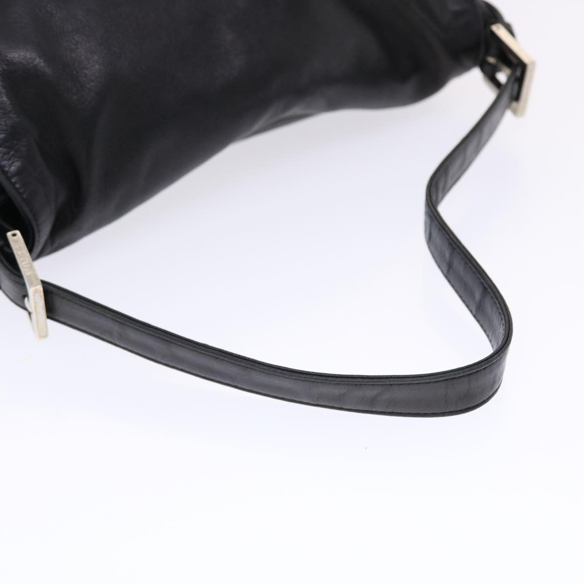 FENDI Mamma Baguette Shoulder Bag Leather Black yk8047