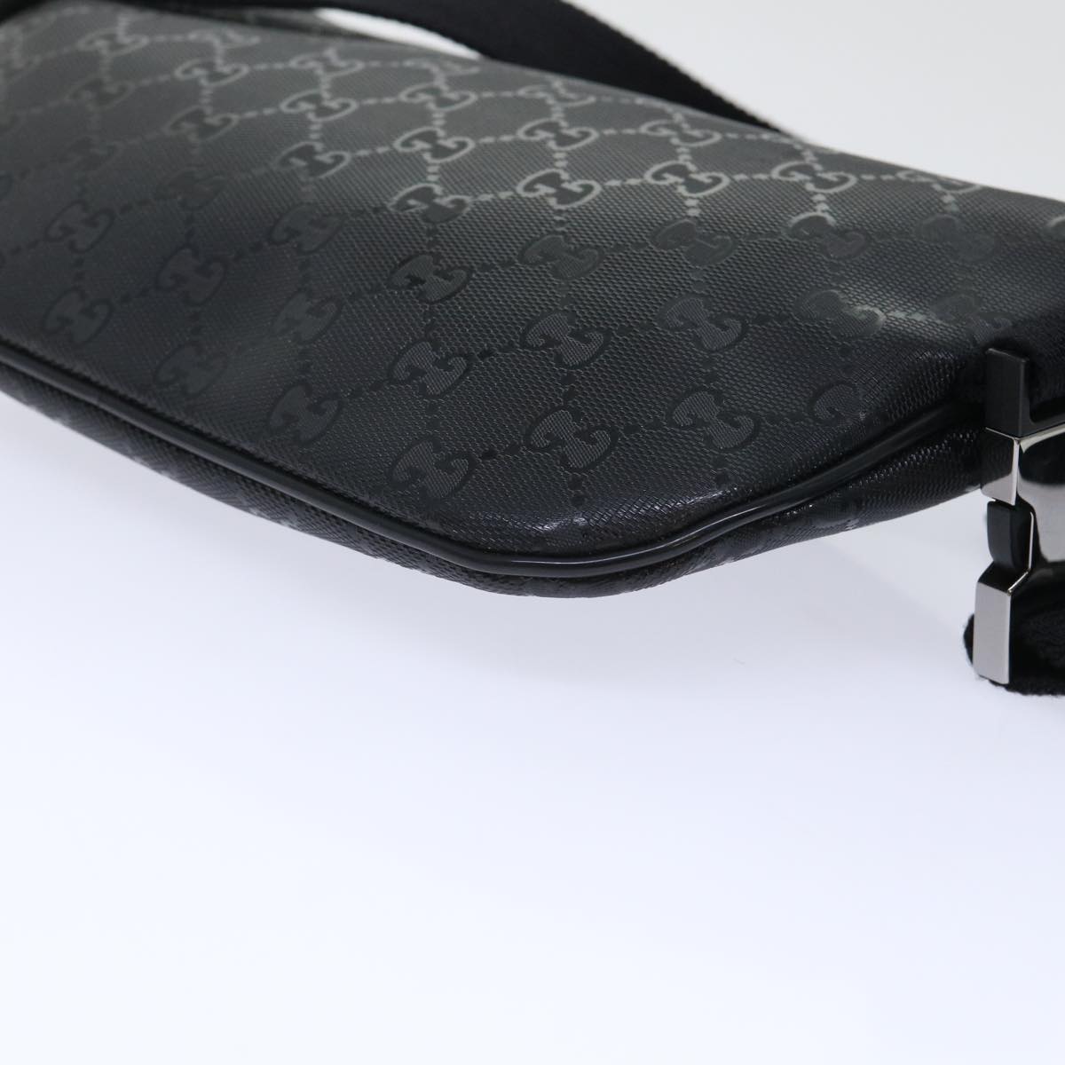 GUCCI GG Canvas Body Bag PVC Leather Black 233269 yk8133B