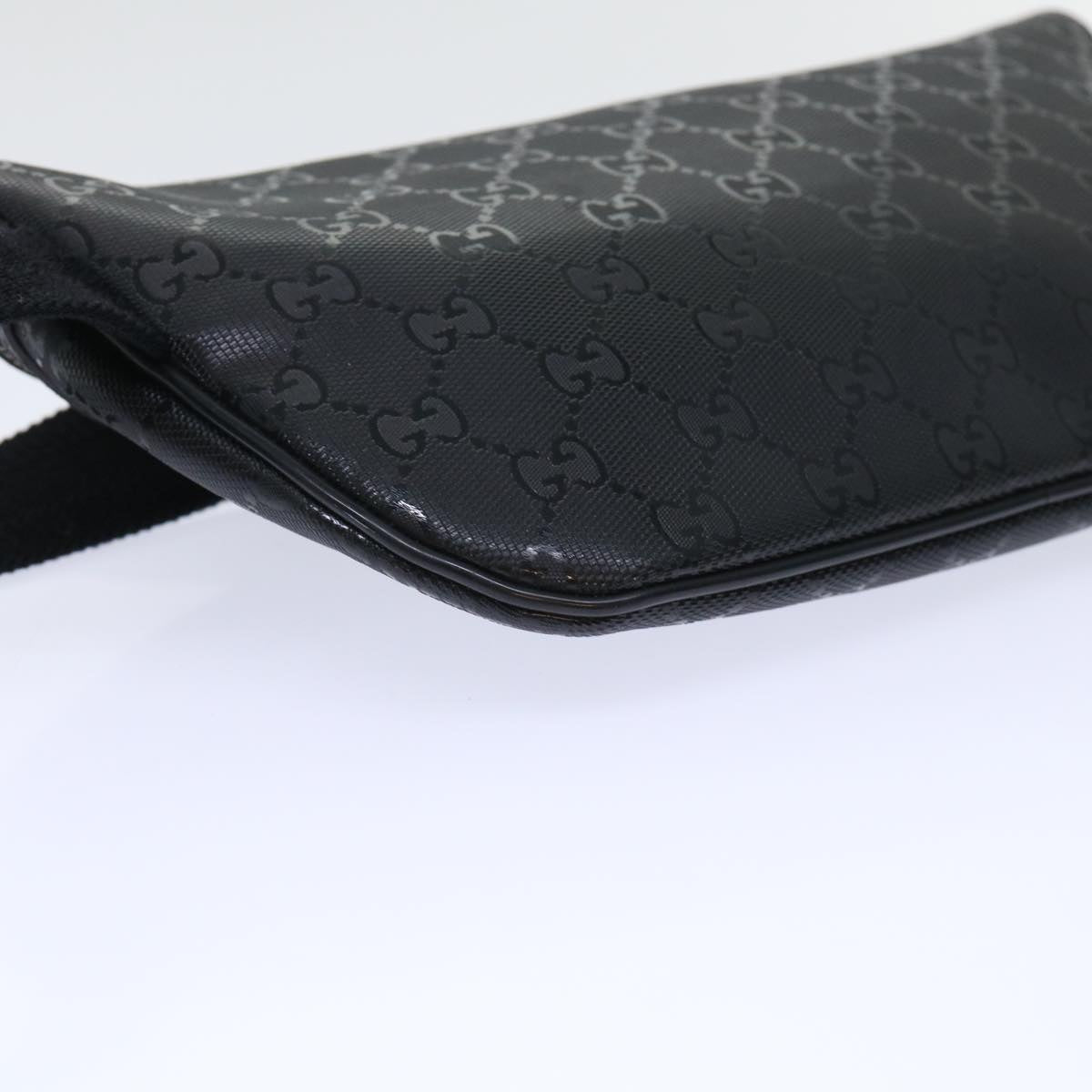 GUCCI GG Canvas Body Bag PVC Leather Black 233269 yk8133B
