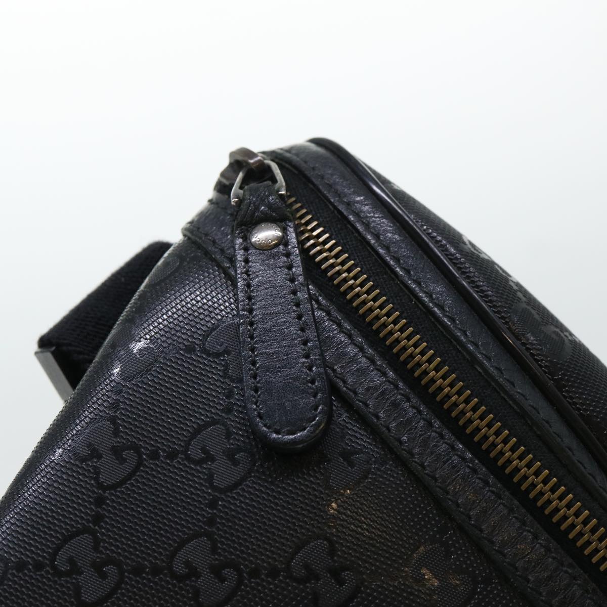 GUCCI GG Canvas Body Bag PVC Leather Black 233269 yk8133B