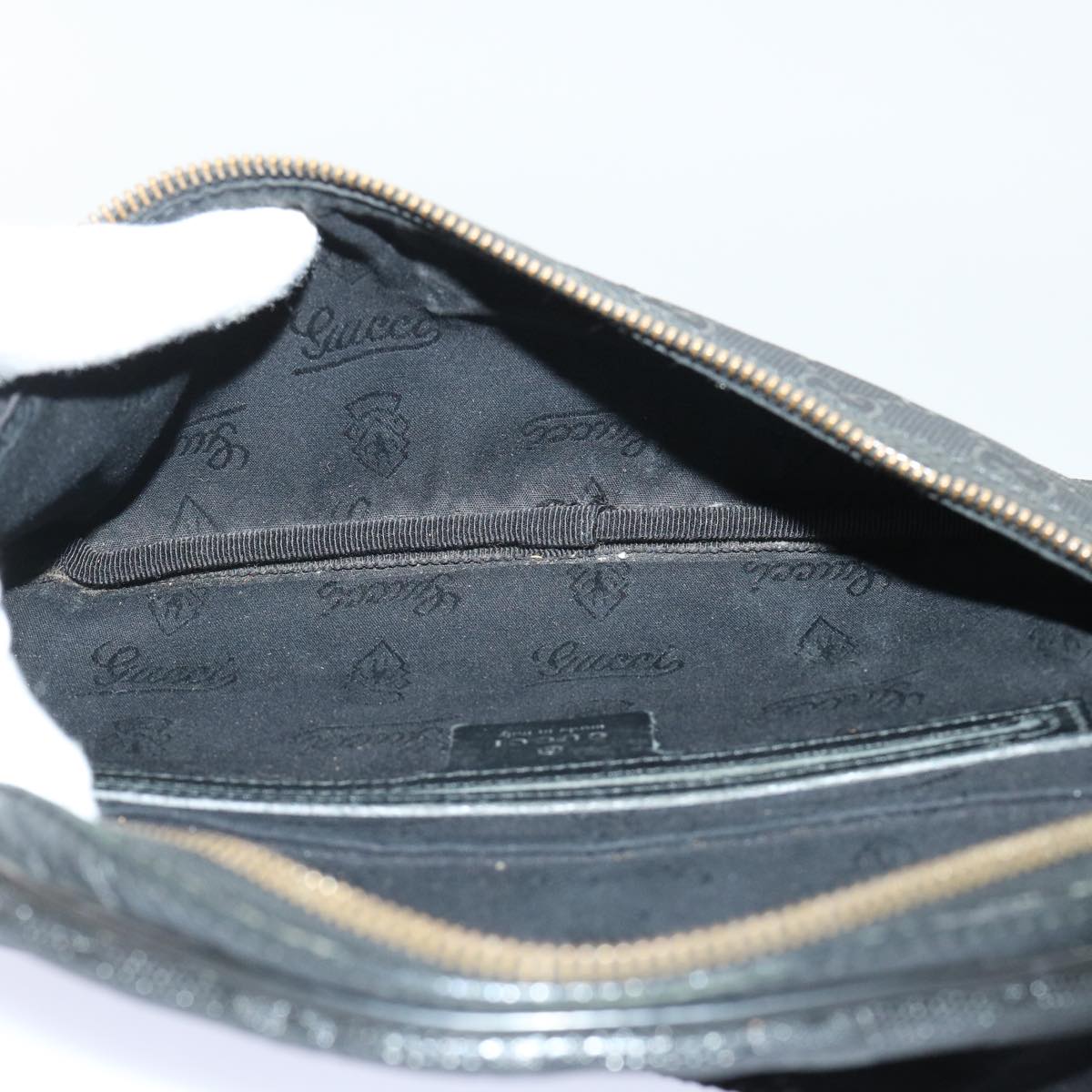 GUCCI GG Canvas Body Bag PVC Leather Black 233269 yk8133B