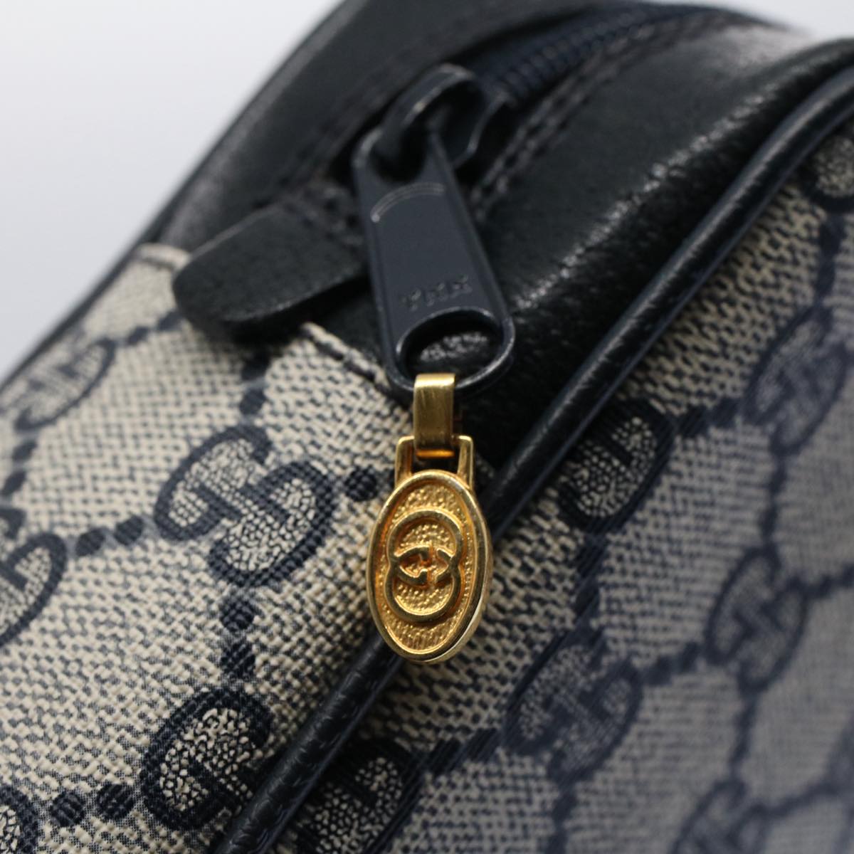 GUCCI GG Canvas Sherry Line Clutch Bag Gray Red Navy 010.378... yk8375B