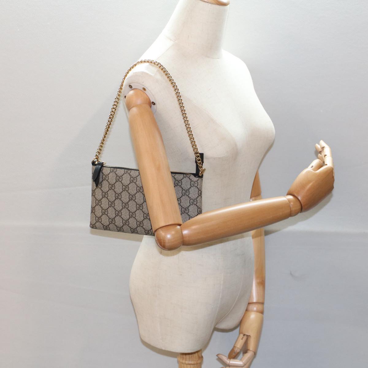 GUCCI GG Canvas Chain Accessory Pouch PVC Leather Beige 428449 yk8408