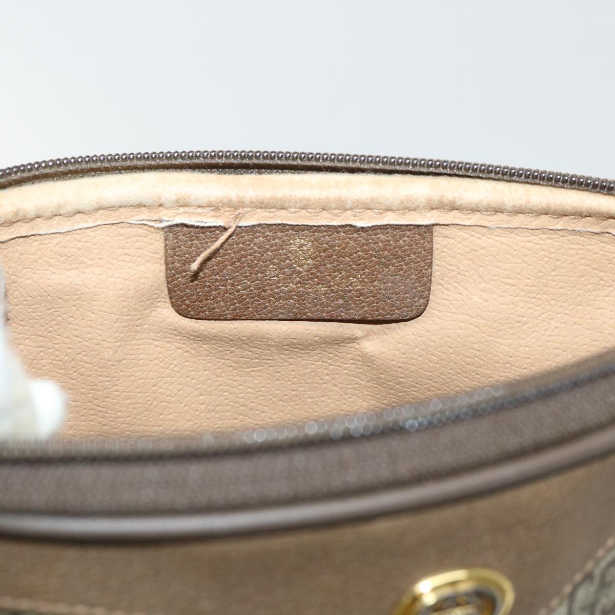 GUCCI GG Canvas Shoulder Bag PVC Leather Beige 97 02 068 yk8411