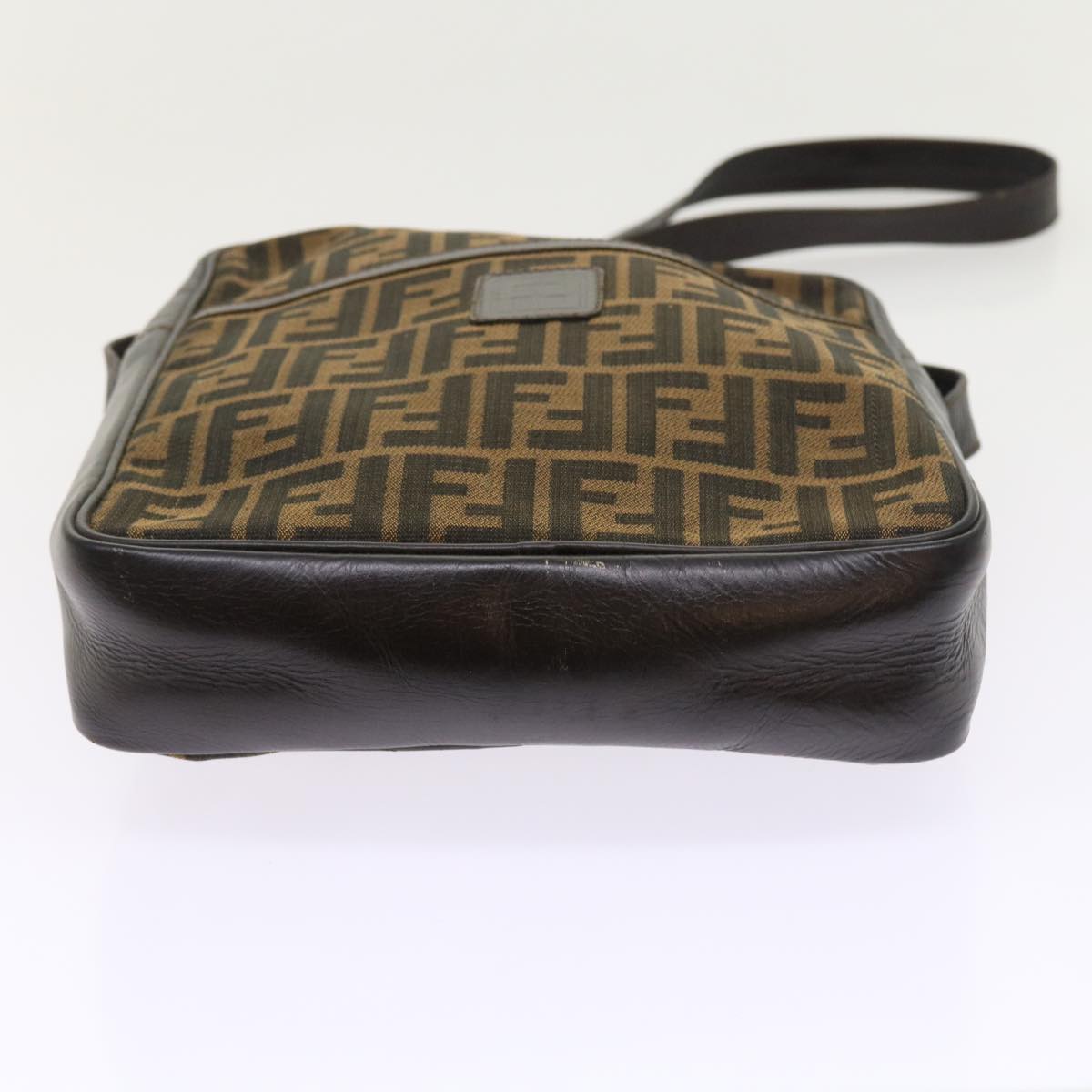 FENDI Zucca Canvas Shoulder Bag Vintage Brown yk8520