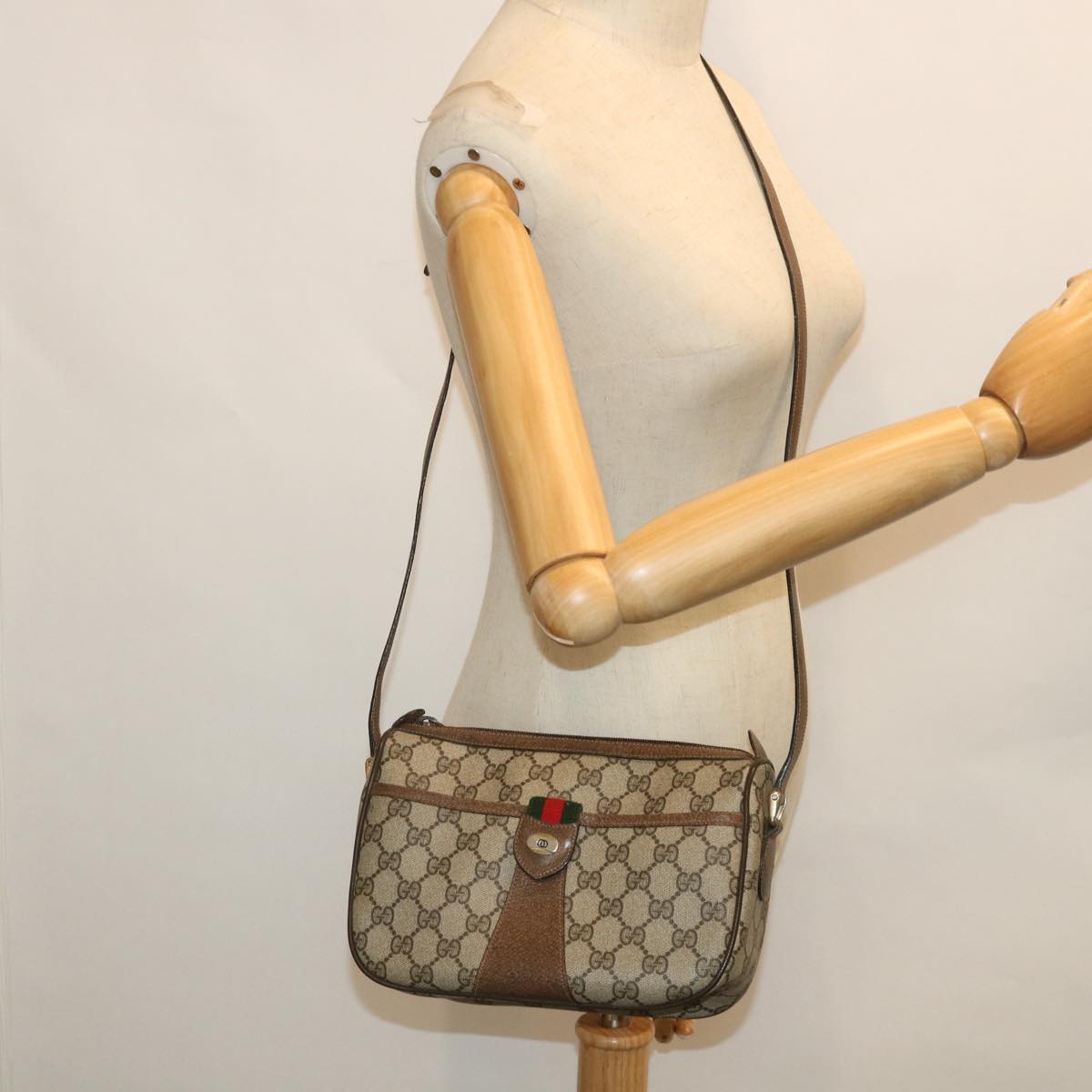 GUCCI GG Canvas Web Sherry Line Shoulder Bag Beige Red 14 02 032 yk8526