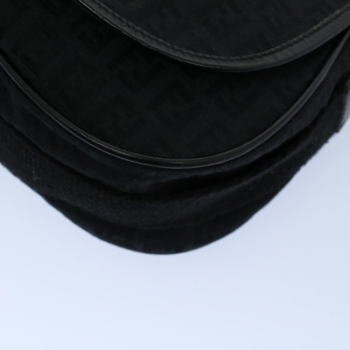 FENDI Zucchino Canvas Shoulder Bag Black yk8645