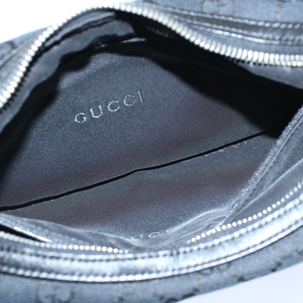 GUCCI GG Canvas Shoulder Bag Black 001 3812 yk8676
