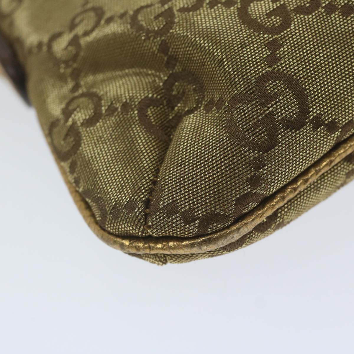 GUCCI GG Canvas Chain Accessory Pouch Gold Tone 153020 yk9893
